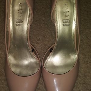Nude pumps size 12